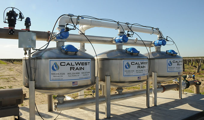 Irrigation filtration systems and parts